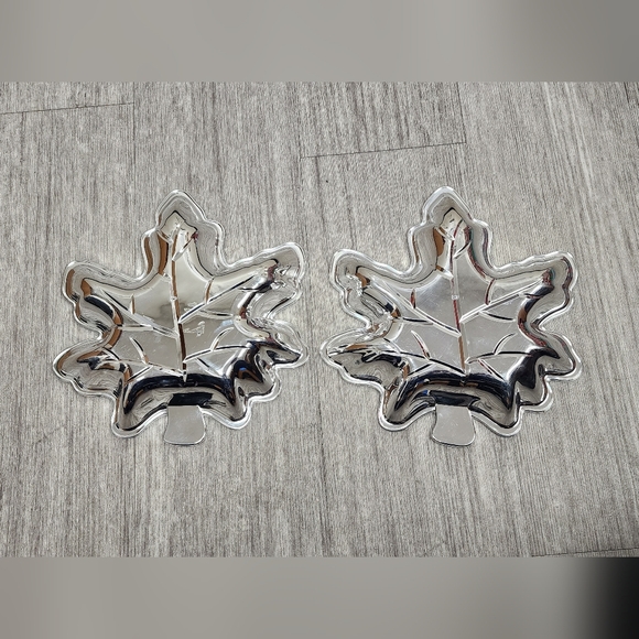 Set of Leaf-Shaped Decorative Dishes - Picture 5 of 8